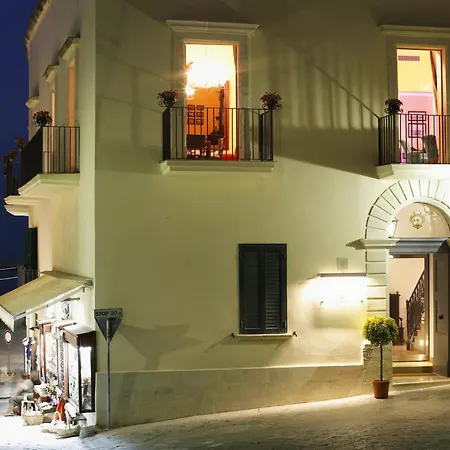 Hotel Palazzo Papaleo 5*