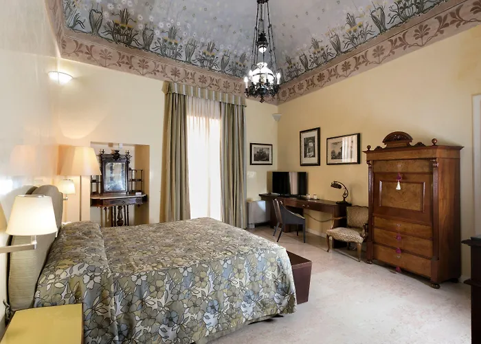 Palazzo Papaleo Hotel