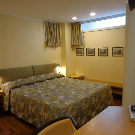 Palazzo Papaleo Hotel 5*