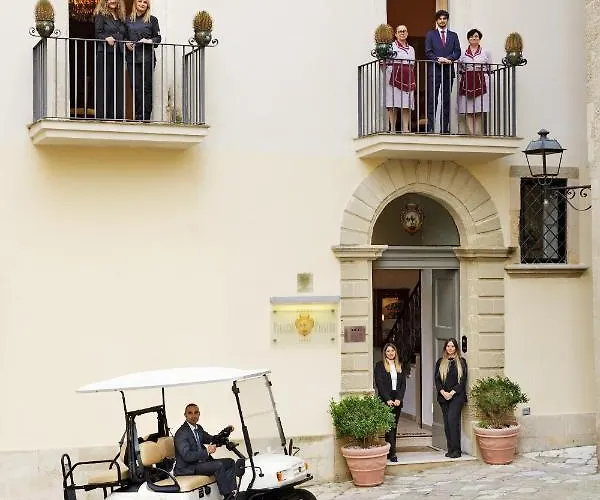 Palazzo Papaleo أوترانتو